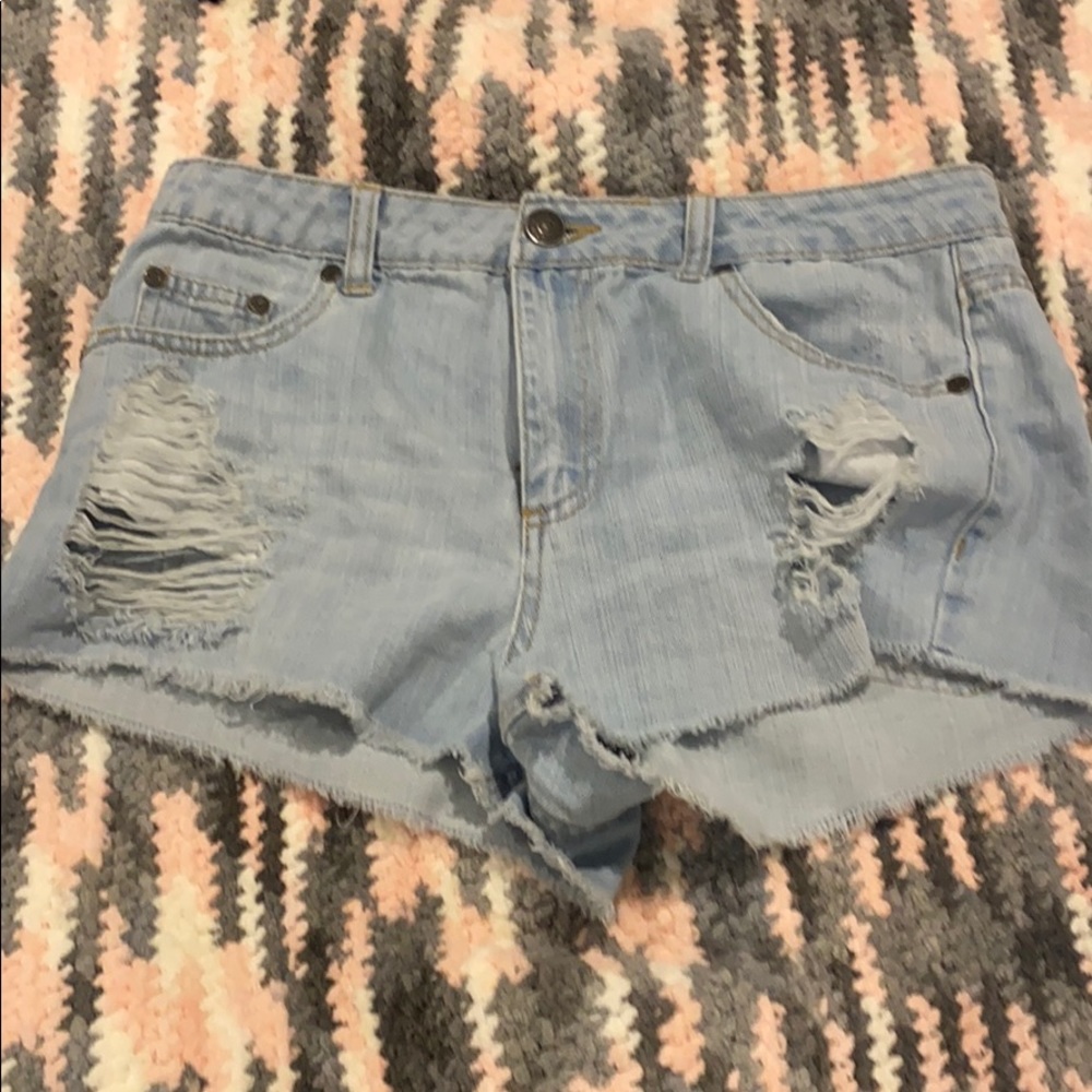 Short shorts